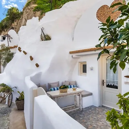 Mystagoge Retreat Cave With An Indoor Pool And Gym