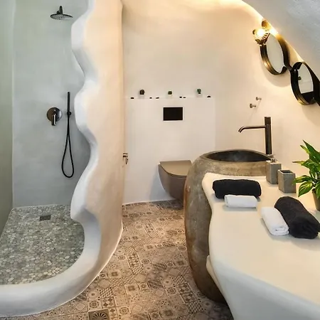 Вилла Mystagoge Retreat Cave With An Indoor Pool And Gym *