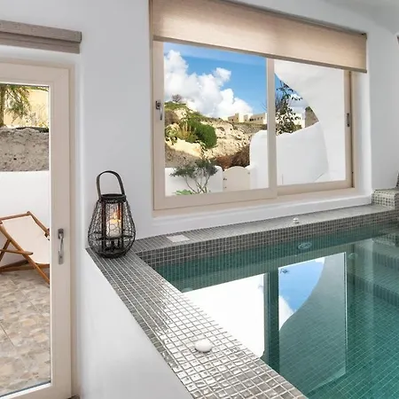 Вилла Mystagoge Retreat Cave With An Indoor Pool And Gym *
