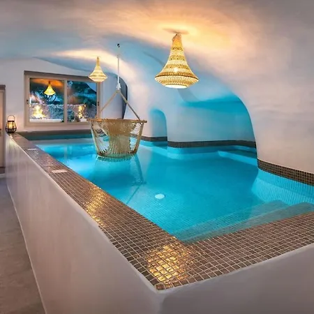 Mystagoge Retreat Cave With An Indoor Pool And Gym Villa Vóthon