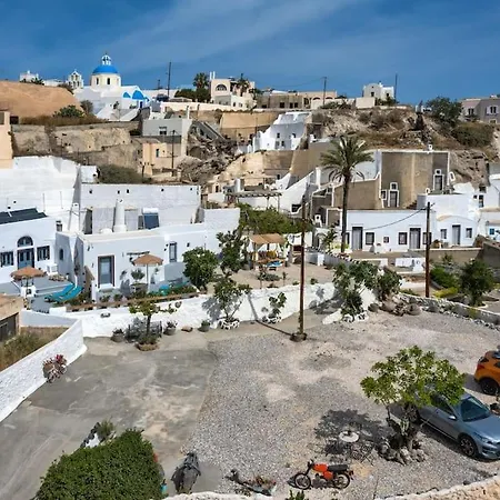 Mystagoge Retreat Cave With An Indoor Pool And Gym Villa *